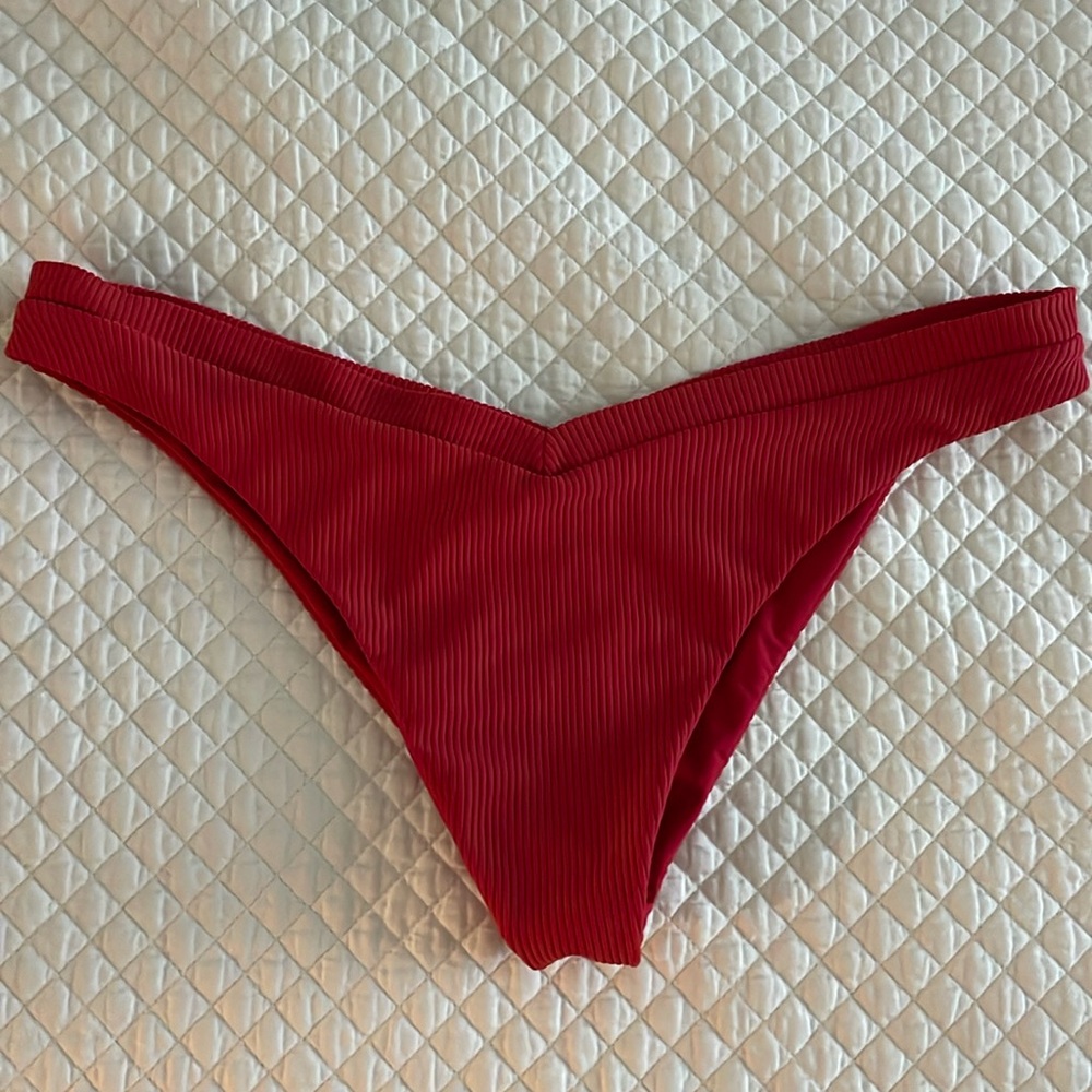 Frankie’s Bikinis Red Cheeky Bottom